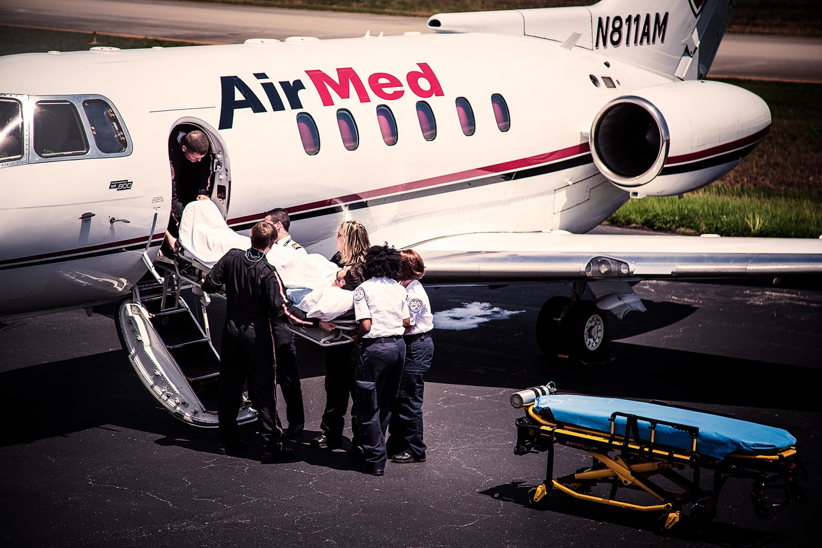How to Choose Best International Emergency Medical Services
